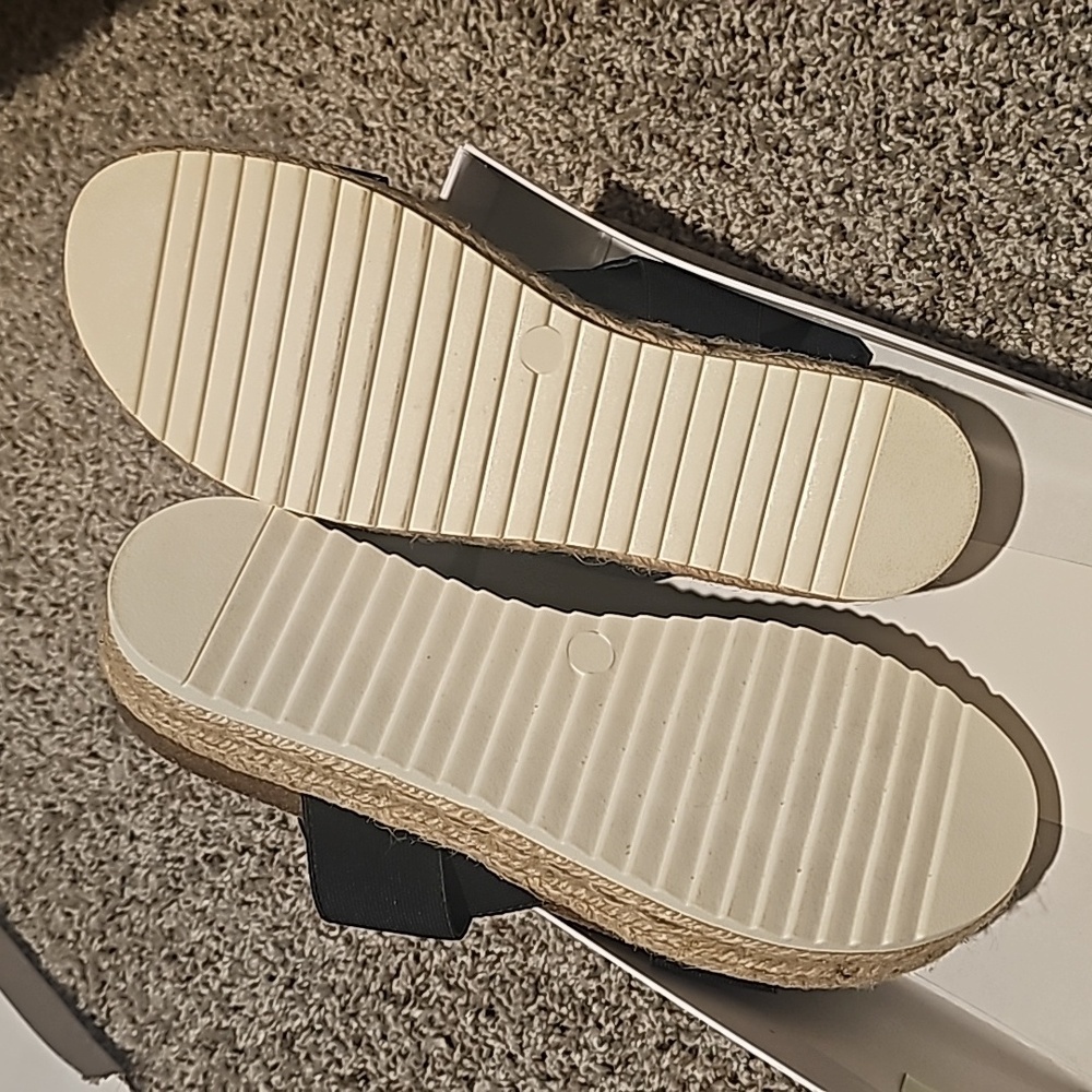 Madden Girl Espadrille Sandal New in Box Size 10 Black - Picture 3 of 3